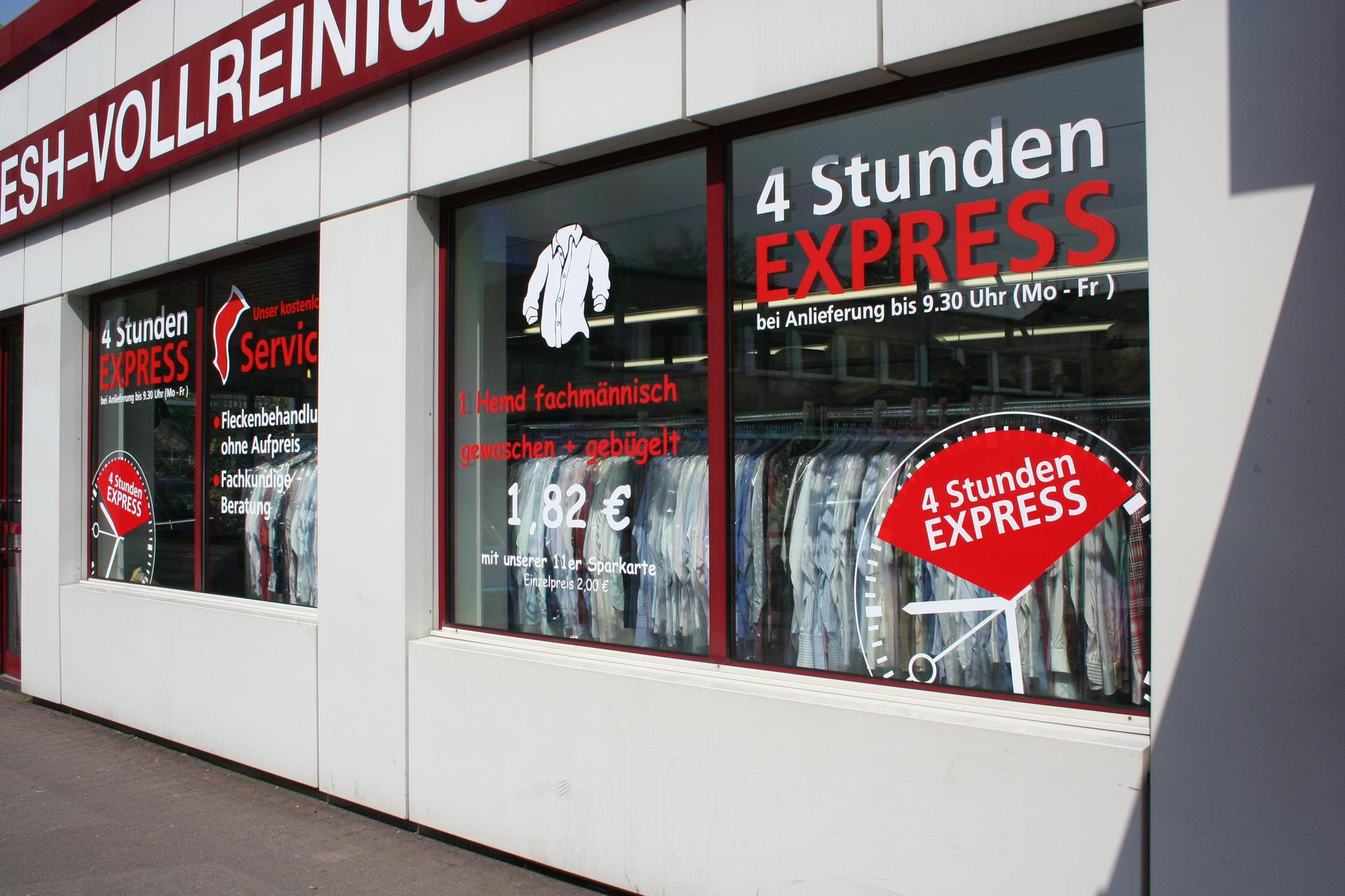 Leuchtkasten mit individuellen Grafiken und Text in Frankfurt von anplakt